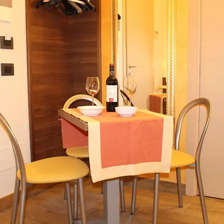 Guest house House Beatrice 2*